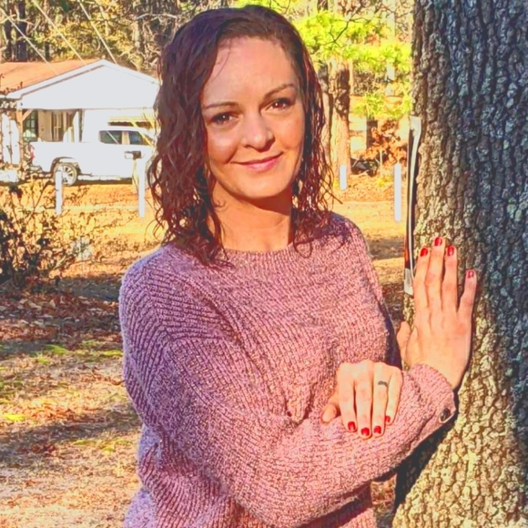 Meet your Posher, Katy-marie - Picture 1 of 3